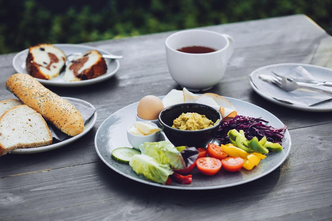 Long Story Short Hostel & Cafe Olomouc Buitenkant foto